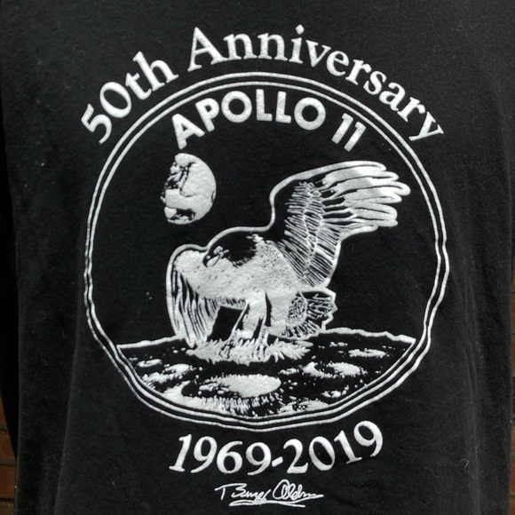 Apollo XI 11 50th Anniversary Eagle Moon Landing Buzz Aldrin Insignia Tee - Picture 1 of 16